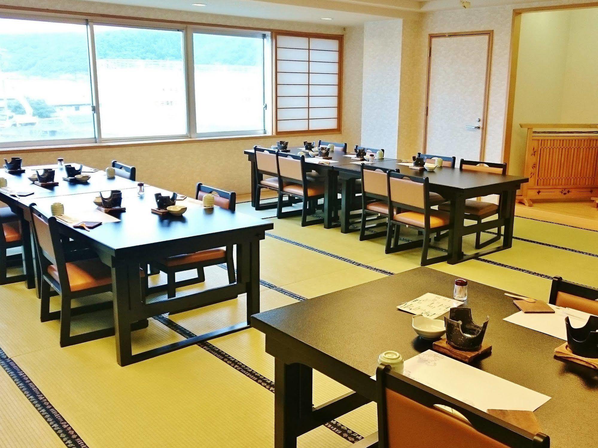 Rishiri Fuji Kanko Hotel Экстерьер фото